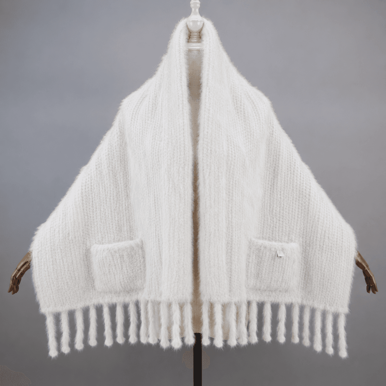 Ivory knitted mink scarf